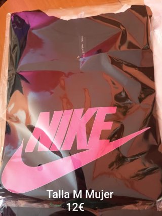 Camiseta Nike Talla M Mujer