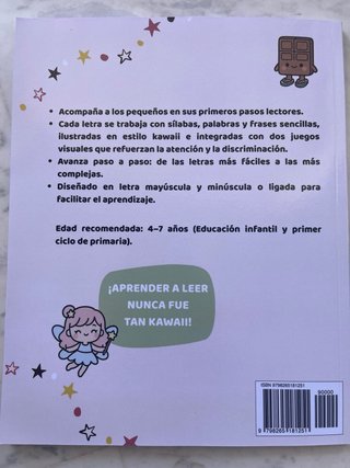 Aprendo a leer con dibujos kawaii: Con letra ma...