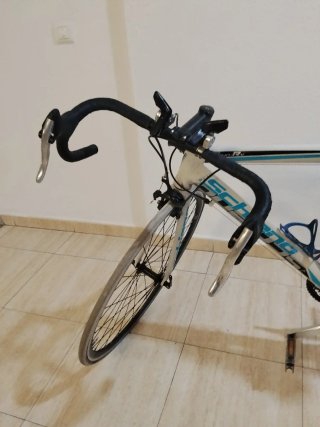 Bicicleta de carretera ligera