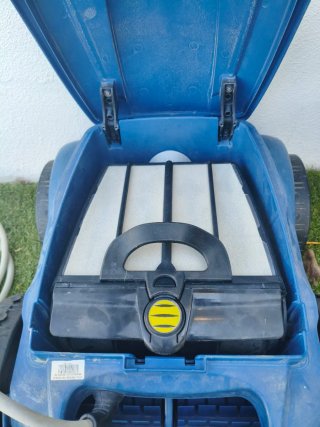 Robot Limpiafondos Zodiac Azul