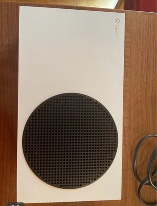 Xbox Series S + 2 mandos y auriculares