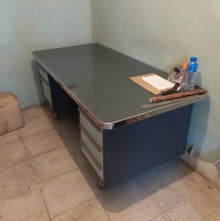 Mesa de oficina metálica Santander