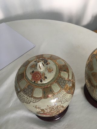 2 Jarrones Chinos Cerámica . NO se ENVIA.