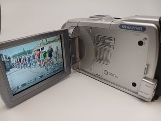 Sony DCR-TRV80E MiniDV Handycam Camcorder