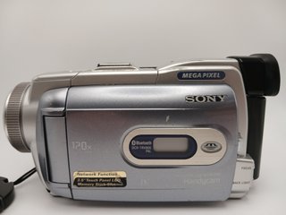 Sony DCR-TRV80E MiniDV Handycam Camcorder