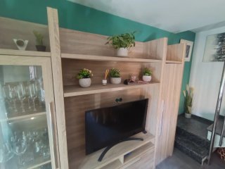 Mueble de salón modular madera clara