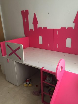Habitación infantil castillo rosa
