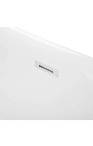 Bañera negra y blanca
