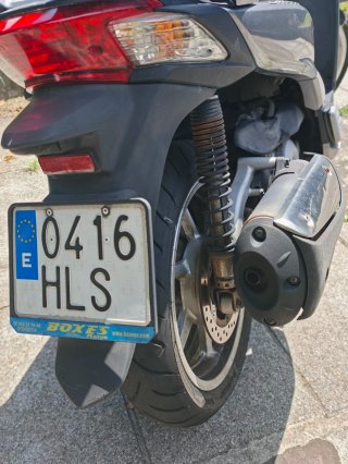 Honda SH 300i Gris Plata