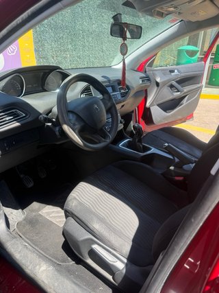 Peugeot 308 2015