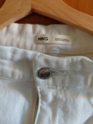 Pantalón campana Mango blanco elástico
