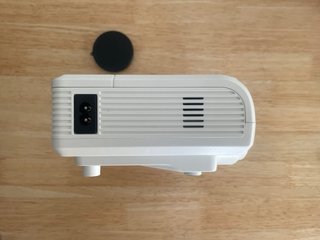 Proyector DR.Q HI-04 Full HD 1080p+pantalla+bolso