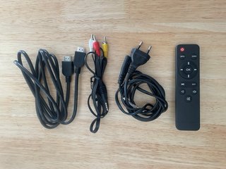 Proyector DR.Q HI-04 Full HD 1080p+pantalla+bolso