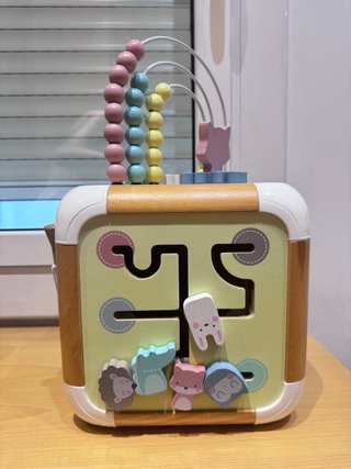 Cubo actividades madera bebé