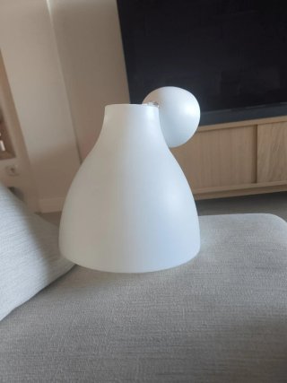 Lámpara de diseño IKEA blanca