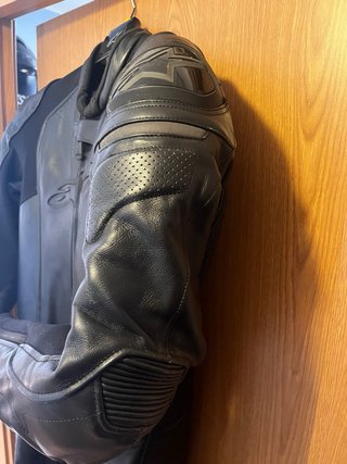 Mono Alpinestars Graphite 40 + Equipación