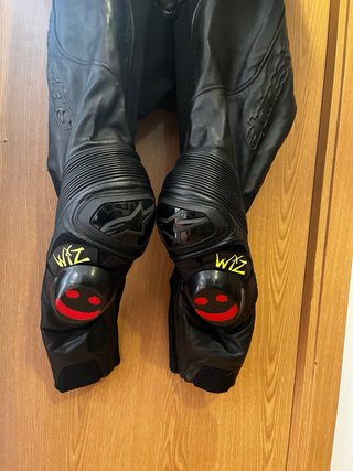 Mono Alpinestars Graphite 40 + Equipación