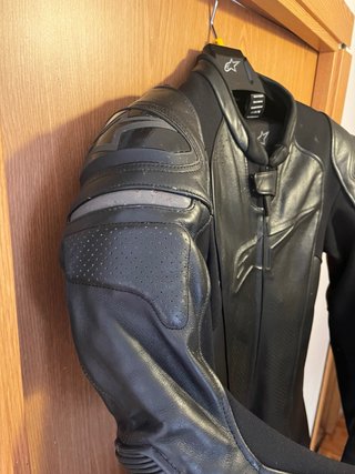 Mono Alpinestars Graphite 40 + Equipación