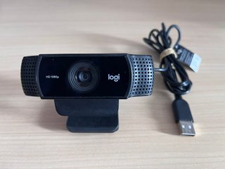 WEBCAM LOGITECH C920 HD Pro + Tripode