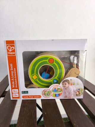Juguete Hape Caracol Caminante Madera