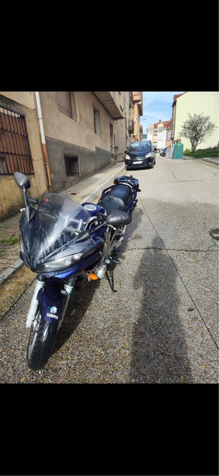 Yamaha Fazer FZ6 Azul/Plata