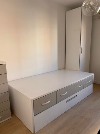 Dormitorio juvenil blanco y gris