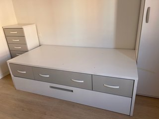 Dormitorio juvenil blanco y gris