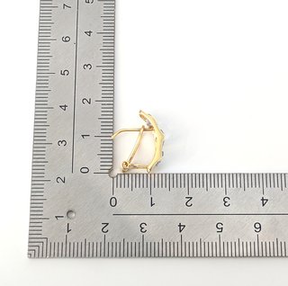 Pendiente de oro de 18k con piedras, 3.98 g.