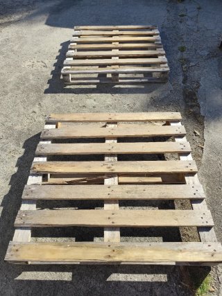 Palets de madera de 110x110 por 3€/u