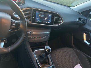 Peugeot 308 2022
