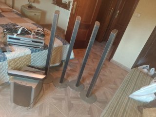 Equipo DVD Sony con altavoces