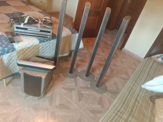Equipo DVD Sony con altavoces