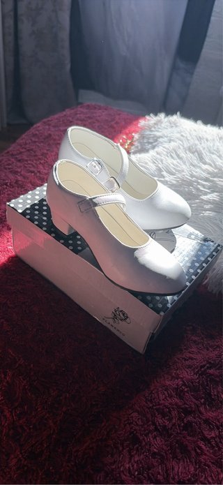 Zapatos tacón niña talla 27