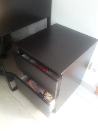 Pack escritorio, silla y estantería + regalos