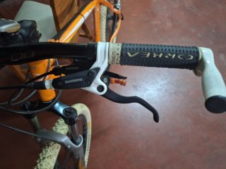 Bicicleta MTB Naranja