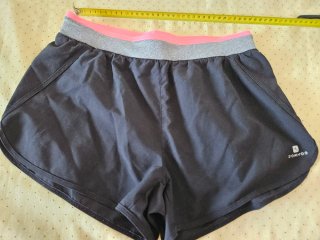 Shorts deportivos mujer. Talla pequeña