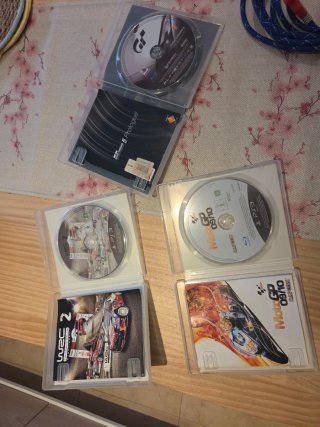 PlayStation 3 con 3 juegos