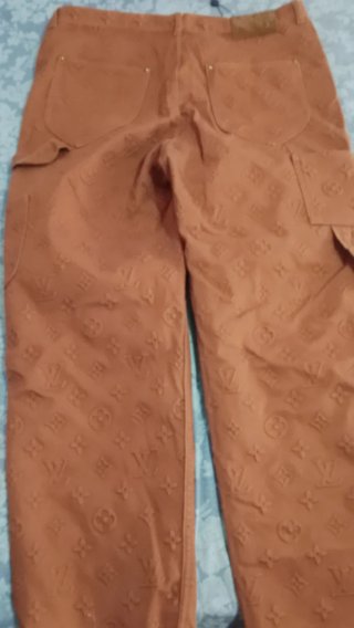 Conjunto Louis Vuitton Marrón y Naranja