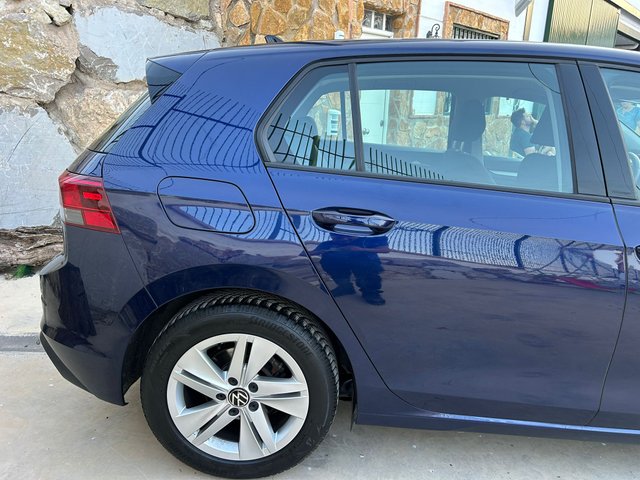 Volkswagen Golf 2021