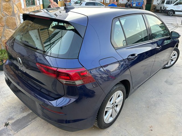 Volkswagen Golf 2021