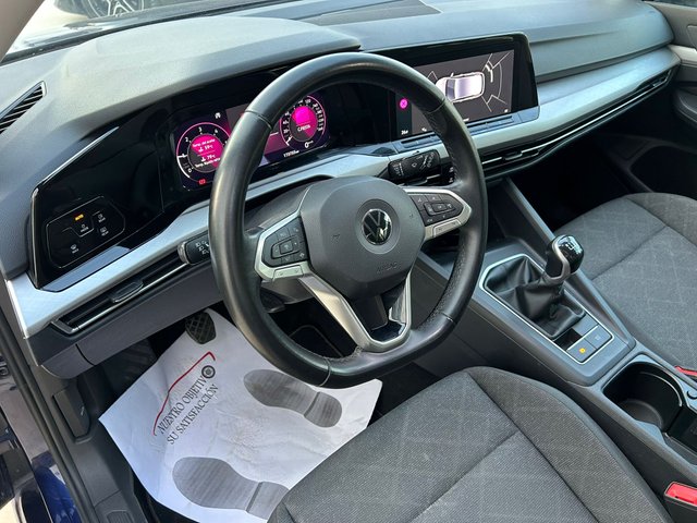 Volkswagen Golf 2021