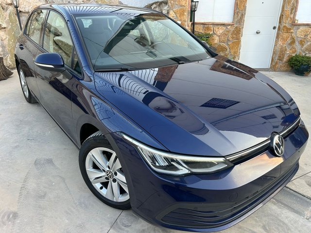 Volkswagen Golf 2021