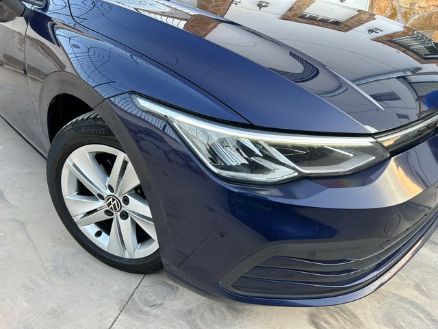 Volkswagen Golf 2021