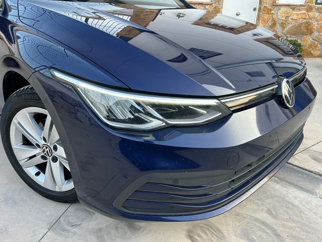 Volkswagen Golf 2021