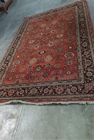 Alfombra antigua grande
