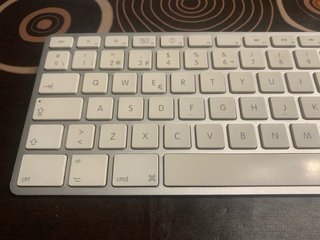 Teclado Apple A1243 Español