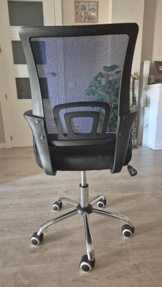 Silla de escritorio ergonómica azul y negra