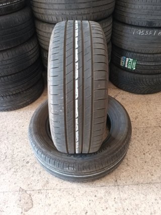 Neumático 215/60R16 99V