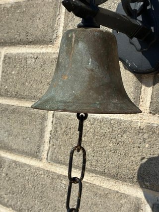 Campana antica bronzo con staffa