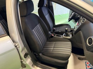 Ford Focus 2011